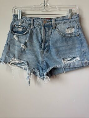 Signature Light Wash Ripped Denim Shorts size small